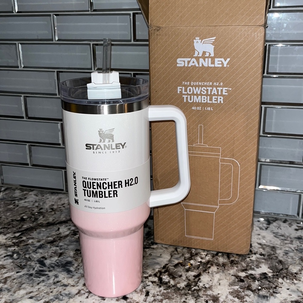 Pink and White ombré Stanley 40 oz quencher